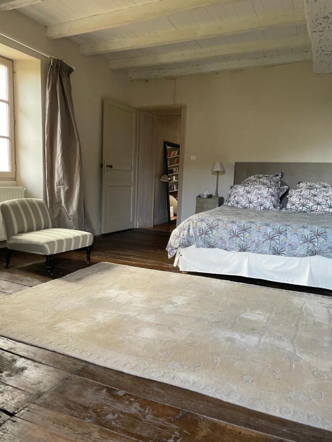 La Croix Des Granges Bed and Breakfast Chapdeuil Exteriör bild